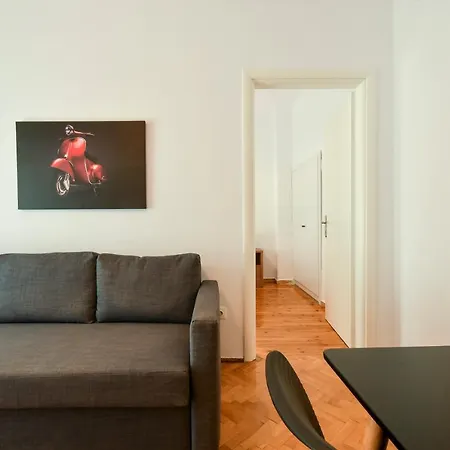 Center Comfortable * Salonicco