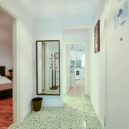 Center Comfortable Daire Selanik