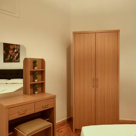 Daire Center Comfortable