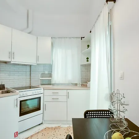 Center Comfortable *