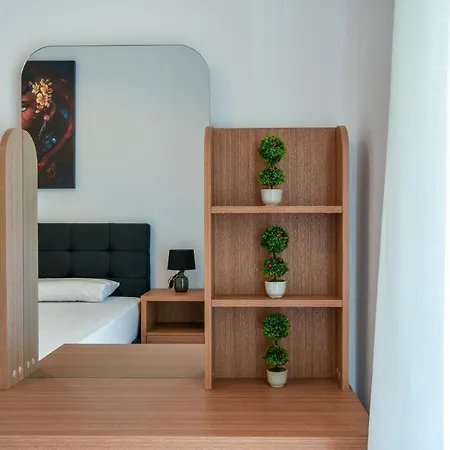 Center Comfortable * سالونيك