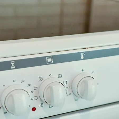 Center Comfortable * سالونيك