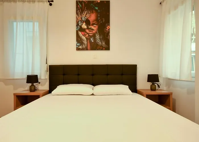 Center Comfortable *