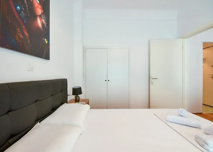 Apartment Center Comfortable *