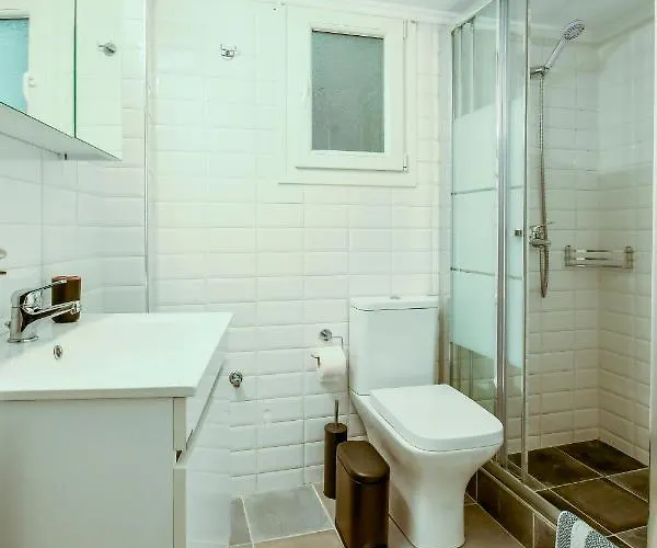 Center Comfortable Apartment *