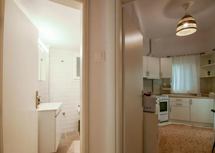 Center Comfortable Apartment Thessaloniki