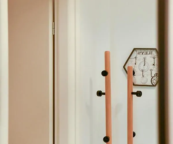 Center Comfortable *